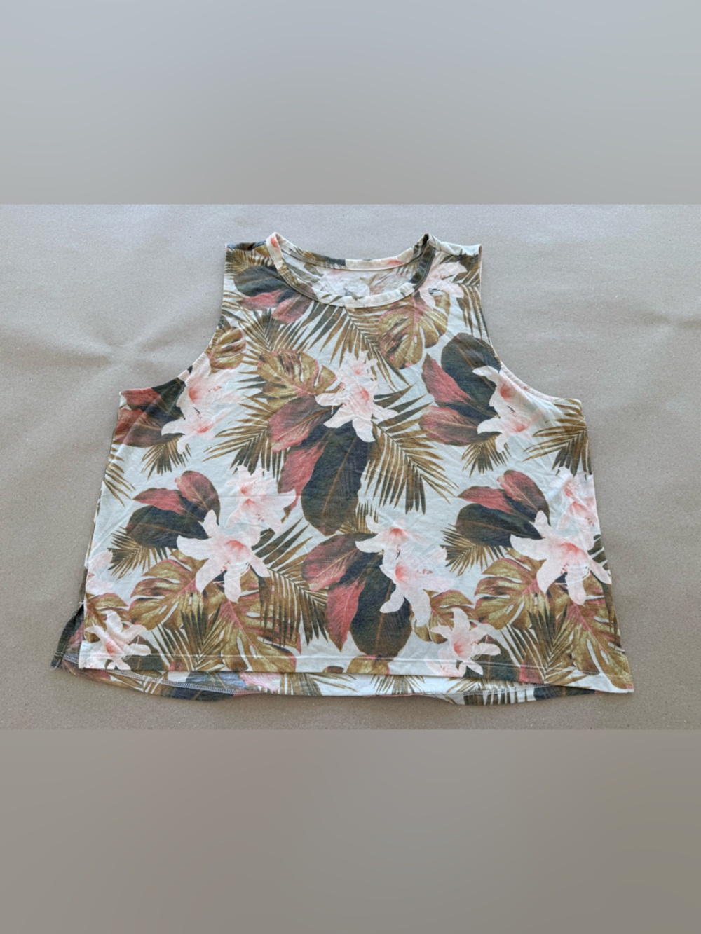 Old Navy — NWOT Tropical Sleeveless Crop Tank Top — Size XL